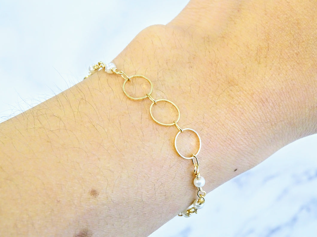 Pulsera Chapa de Oro Perlas y Círculos